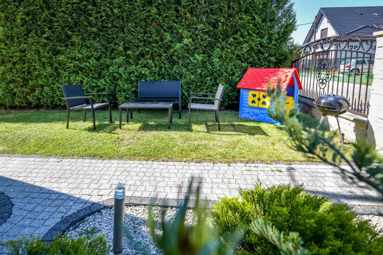 Noclegi U Majki Zator Exterior foto
